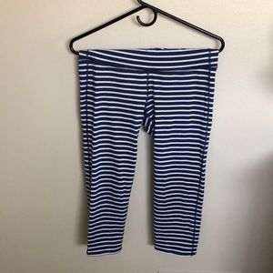 Cropped Athleta blue and white striped leggings
